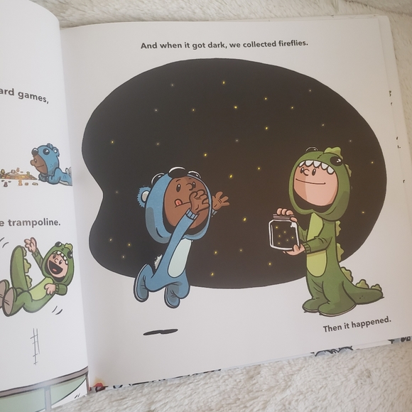 The Yawns Are Coming by Christopher Eliopoulos Children's Read A Loud Book - Picture 8 of 8